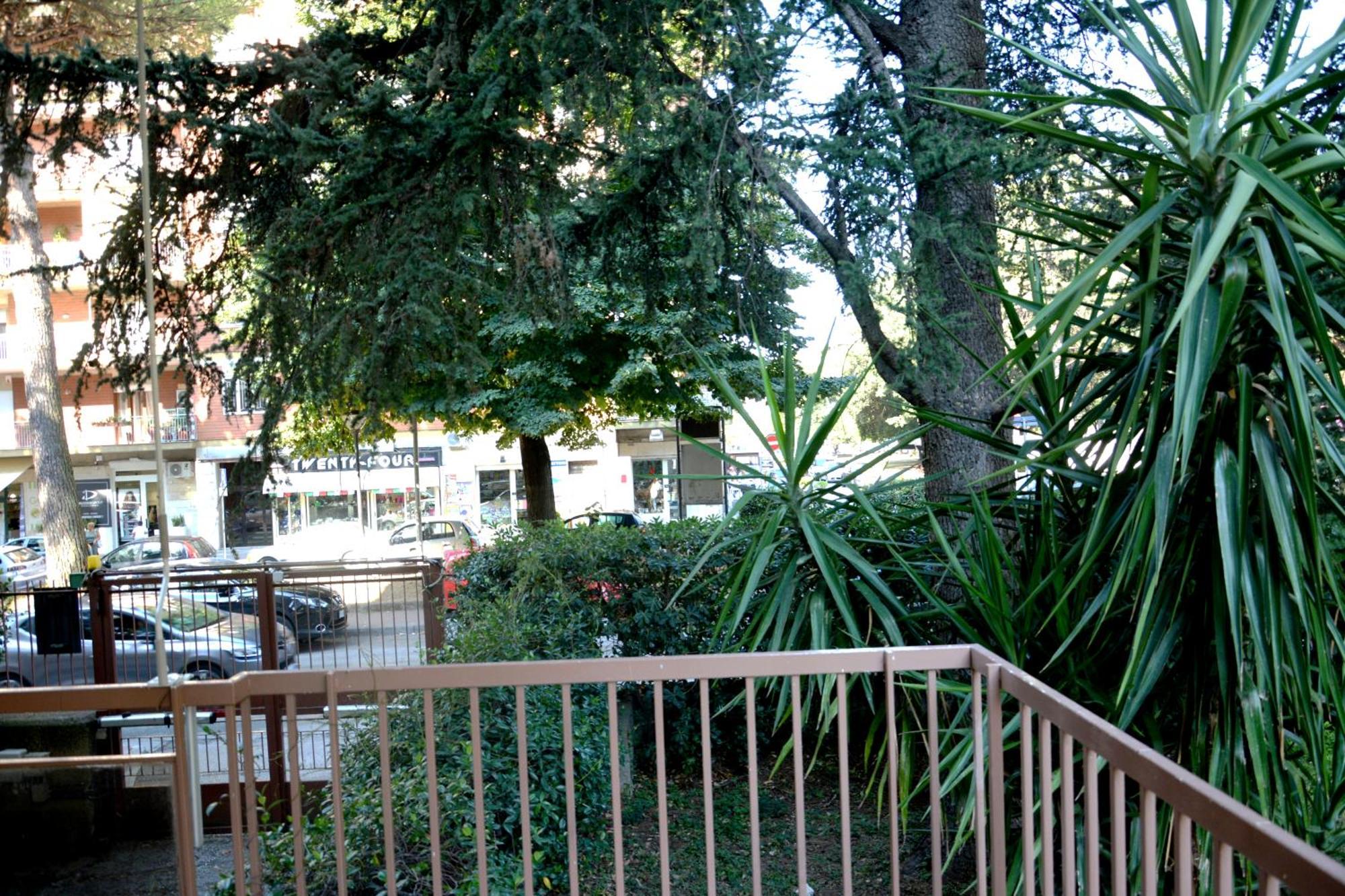 L'Approdo Del Re Appartement Caserta Buitenkant foto